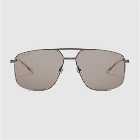 Navigator frame sunglasses in dark ruthenium 